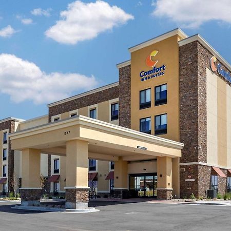 Comfort Inn & Suites Bennett Strasburg Экстерьер фото